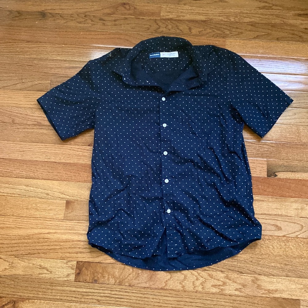 Men’s Old Navy Short Sleeve Button Shirt. “Everyday Shirt”